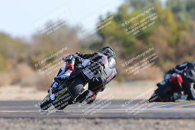 media/Dec-18-2022-SoCal Trackdays (Sun) [[8099a50955]]/Turn 7 Backside (1125am)/